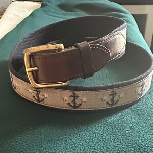 Vineyard Vines, Anchor-themed Men’s Canvas Club belt, size 38